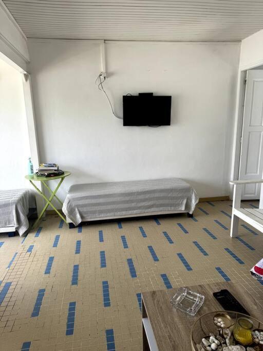 Maison Authentique A 300M De La Plage 생트안느 외부 사진